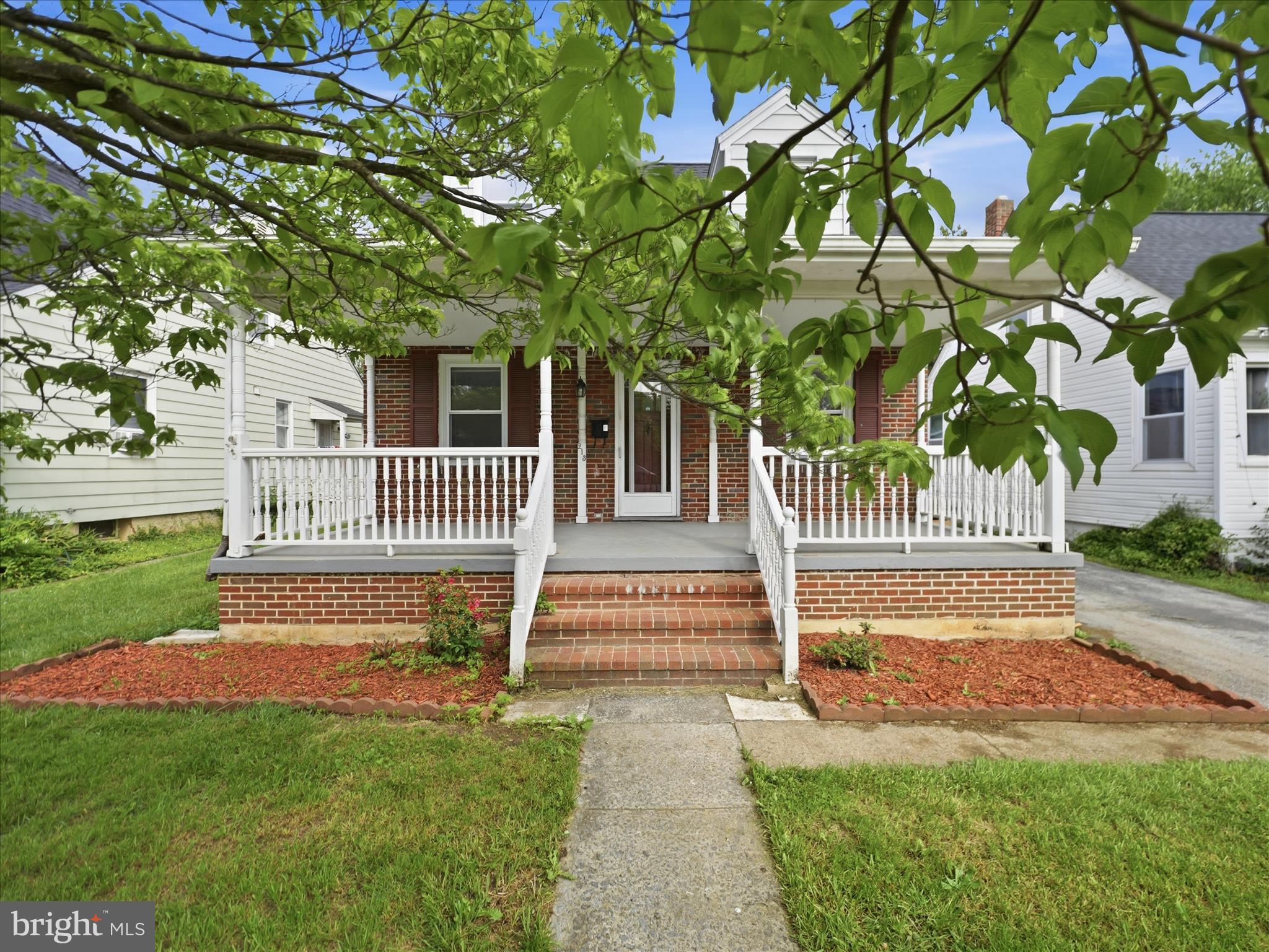 NORTH END - Residential