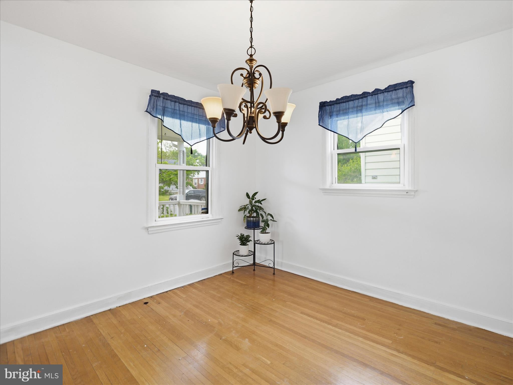 NORTH END - Residential