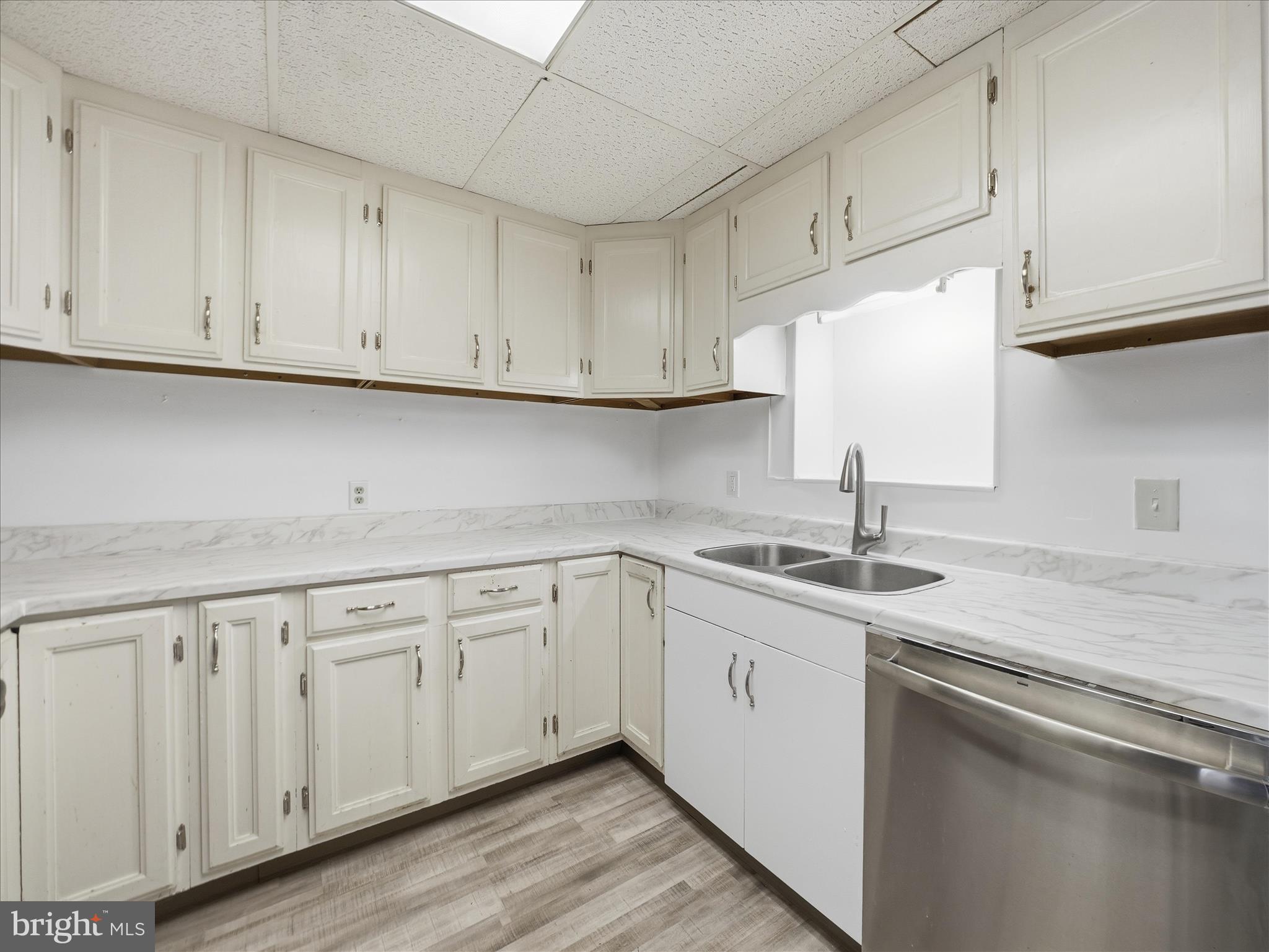 NORTH END - Residential