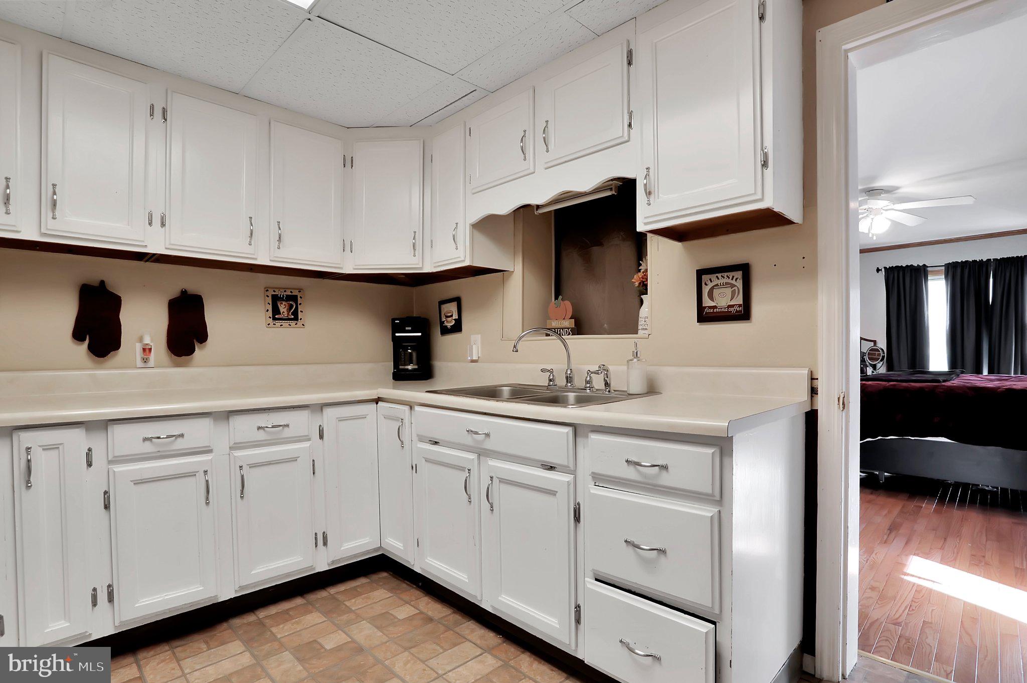 NORTH END - Residential