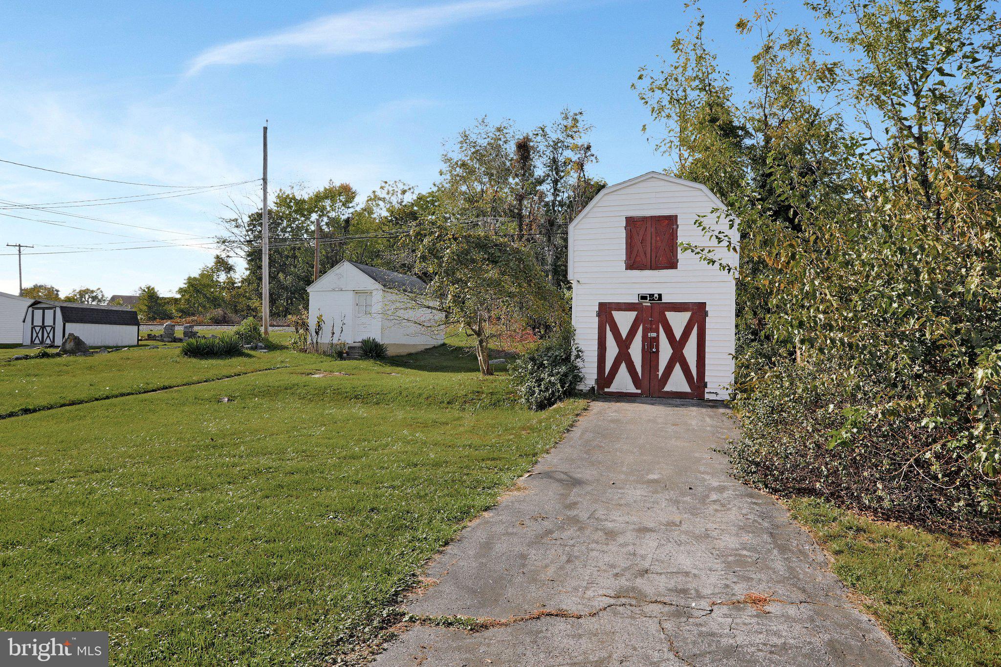 NORTH END - Residential