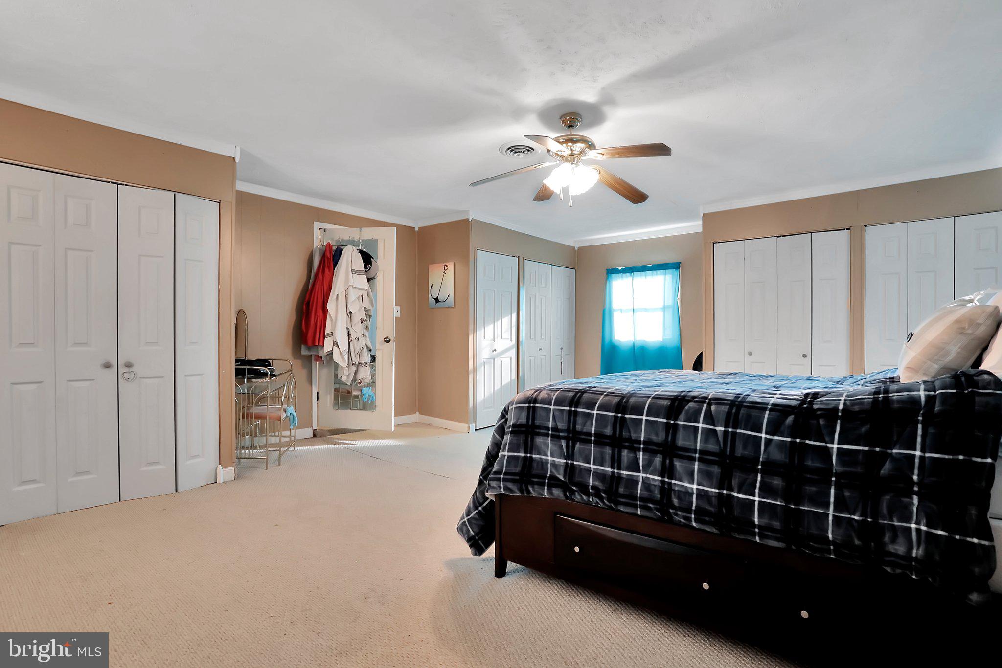 NORTH END - Residential