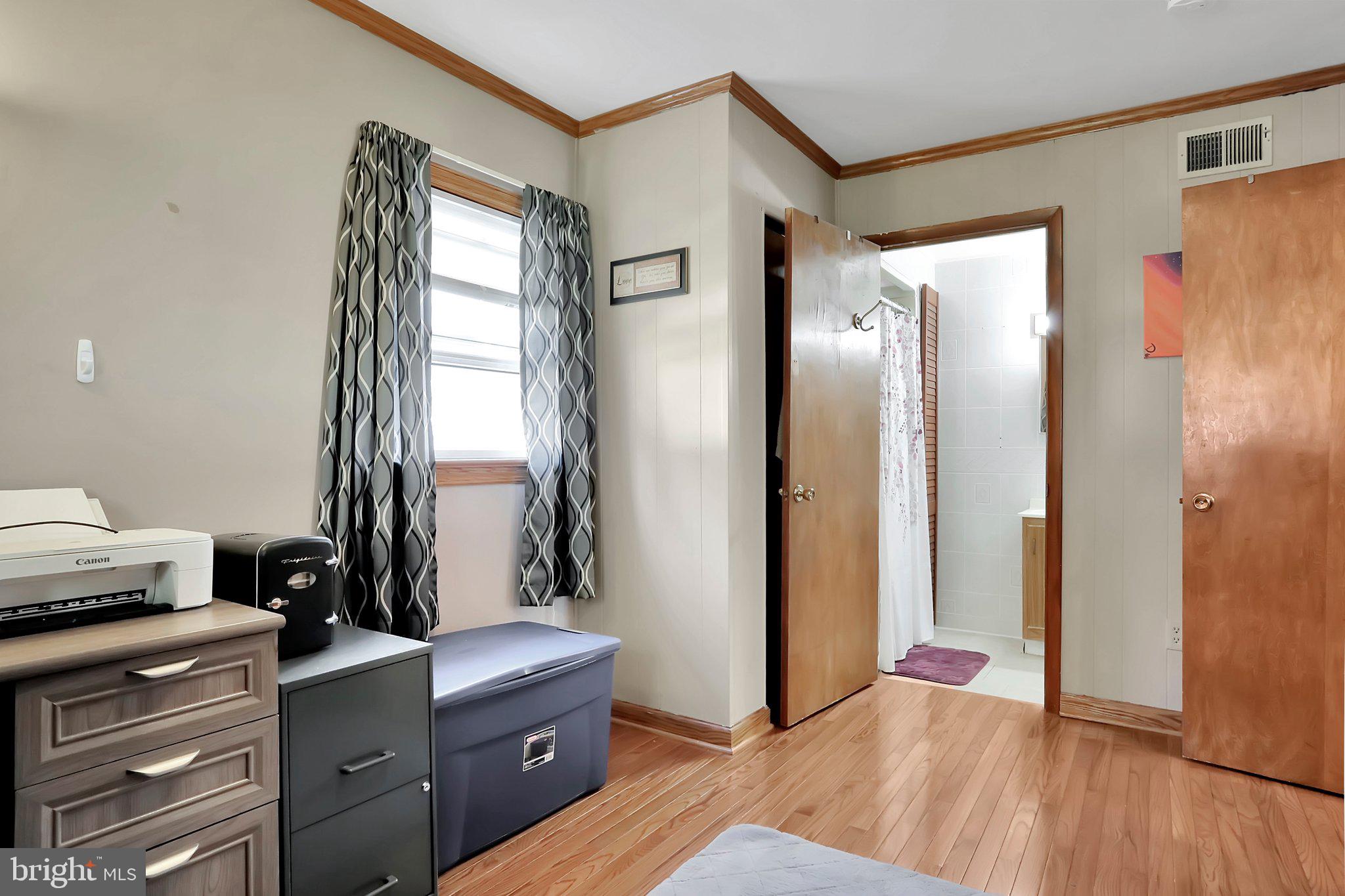 NORTH END - Residential