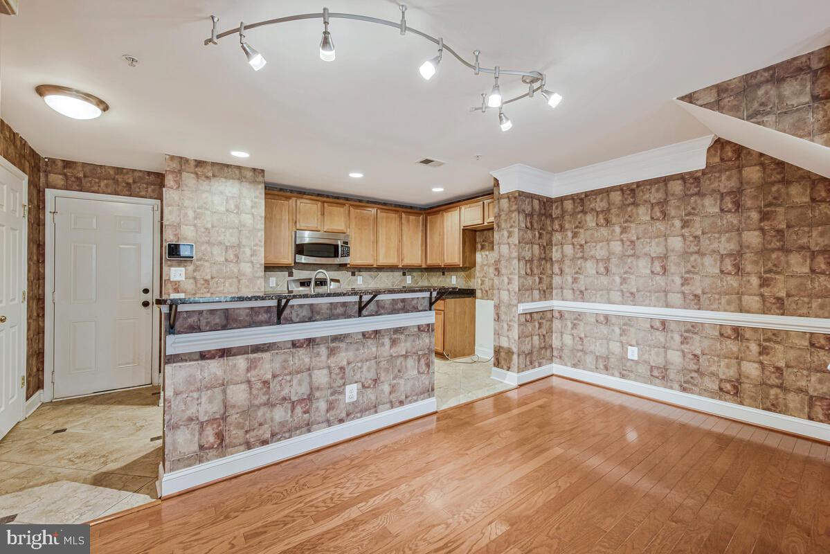 WATKINS PLACE II - Residential