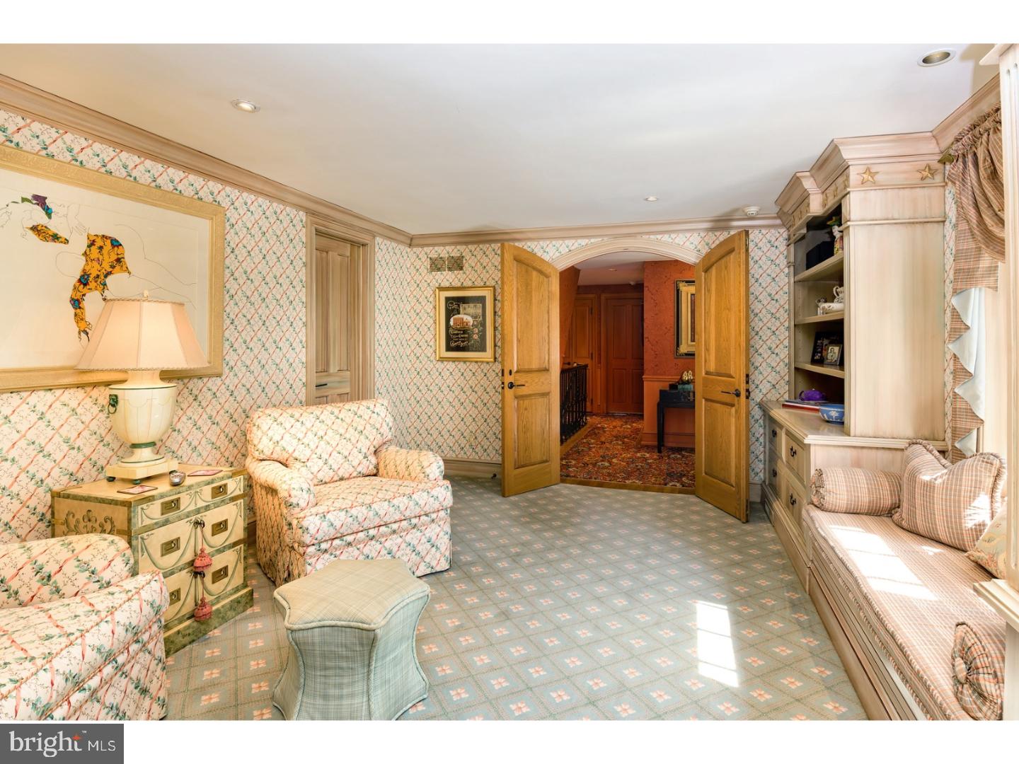 RADNOR HUNT - Residential