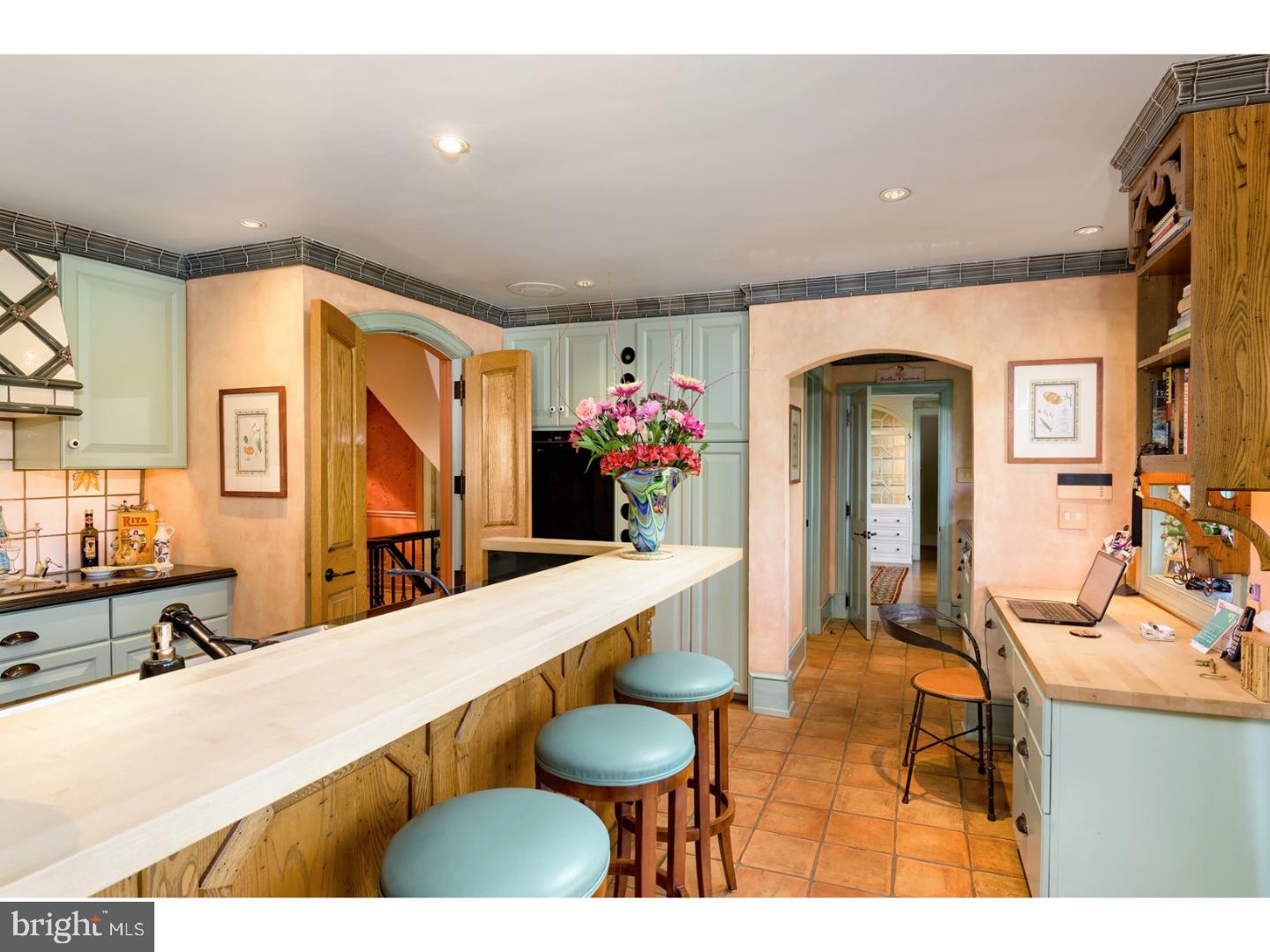 RADNOR HUNT - Residential