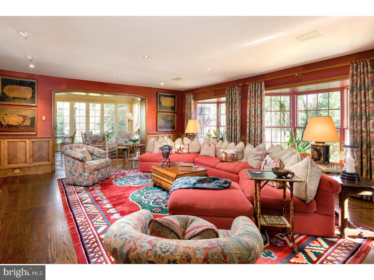 RADNOR HUNT - Residential