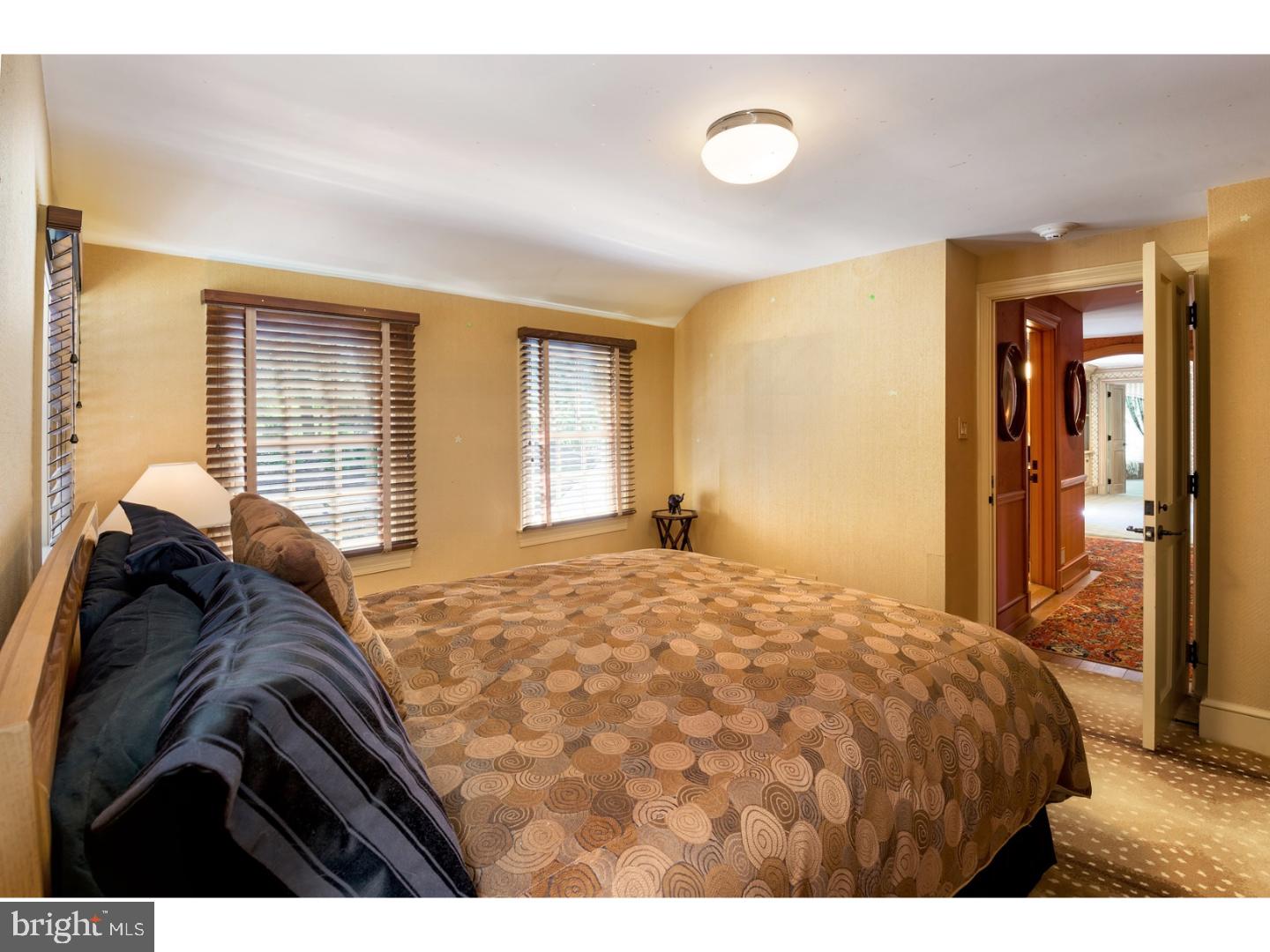 RADNOR HUNT - Residential