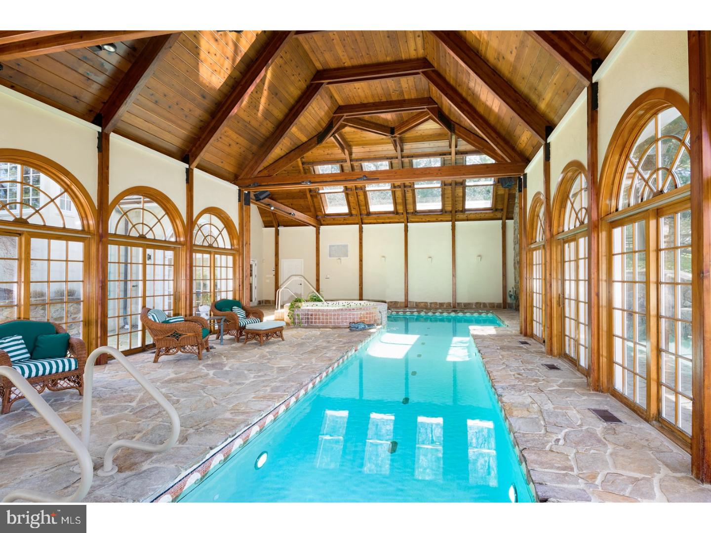 RADNOR HUNT - Residential