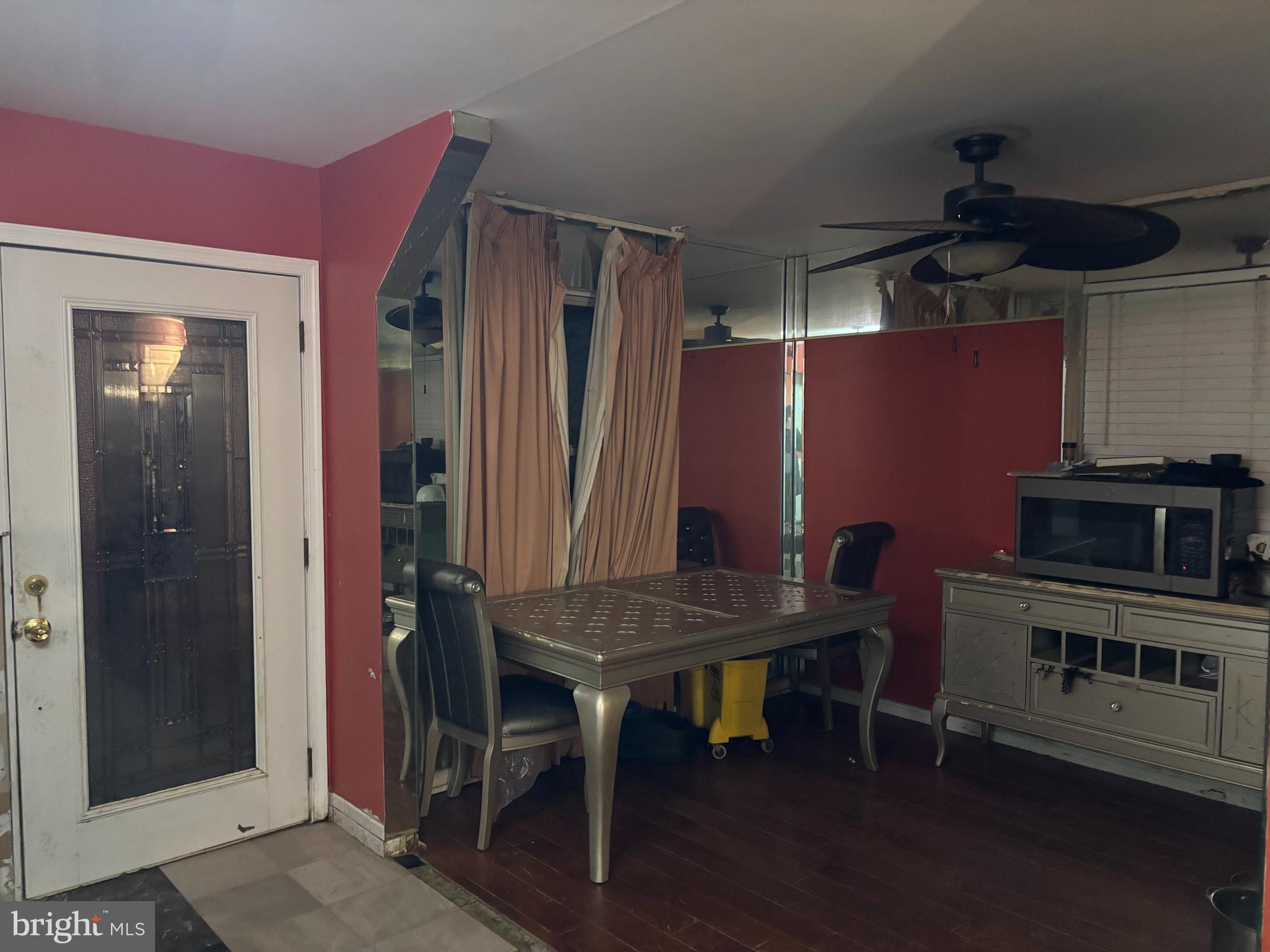 PHILADELPHIA - Residential