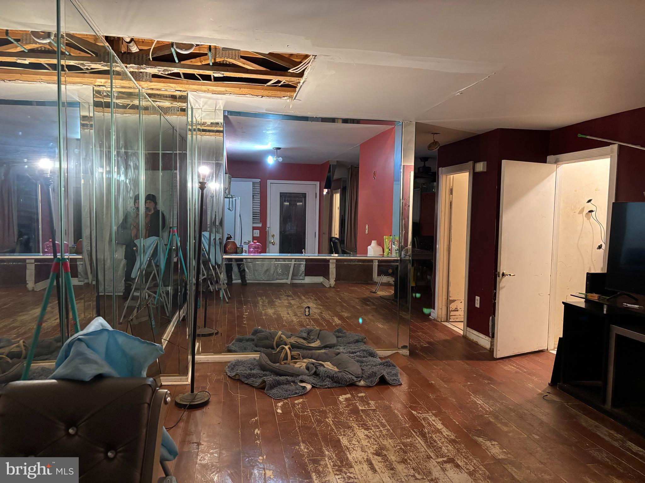 PHILADELPHIA - Residential