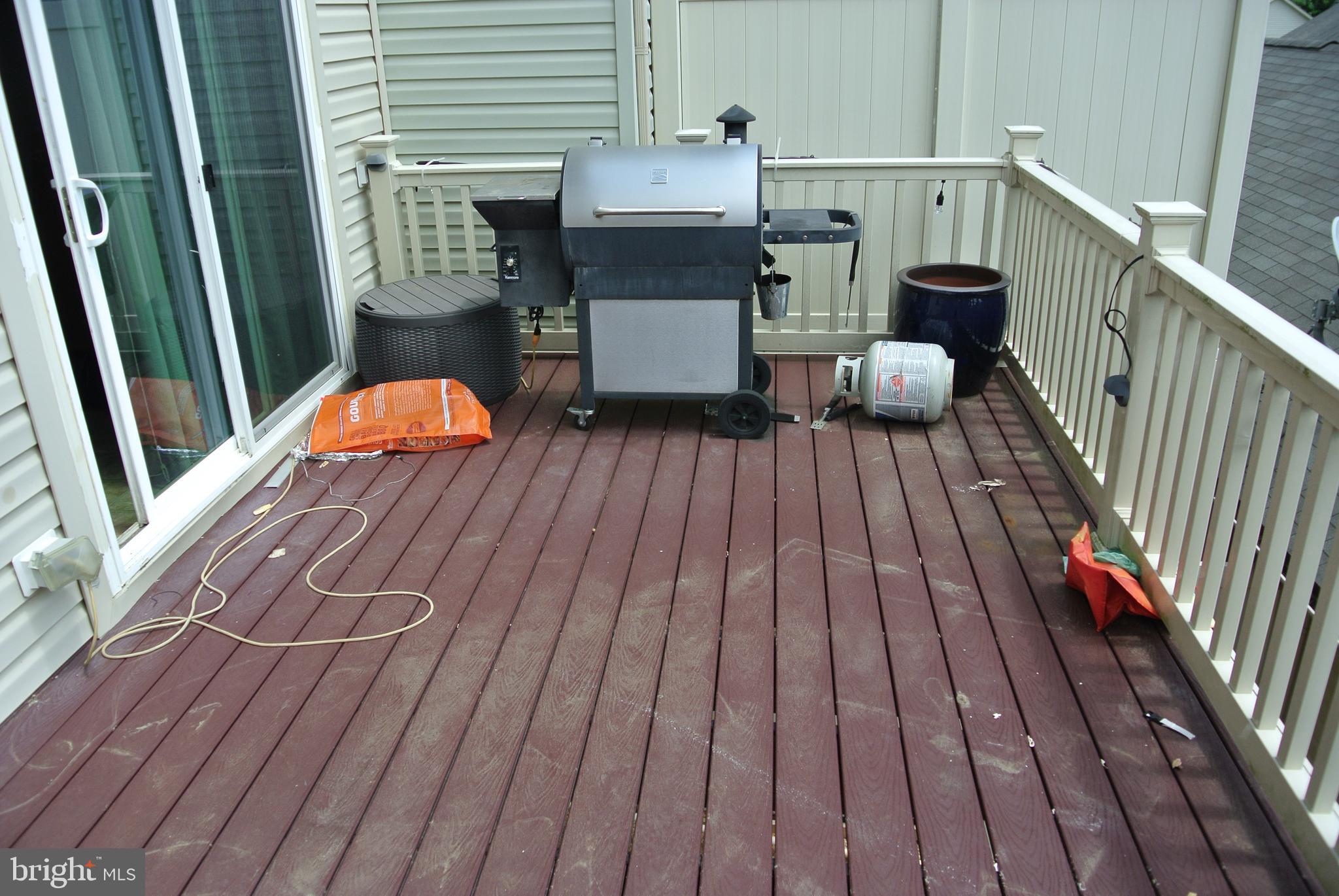 FIELDSIDE AT ST CHARLES - Residential