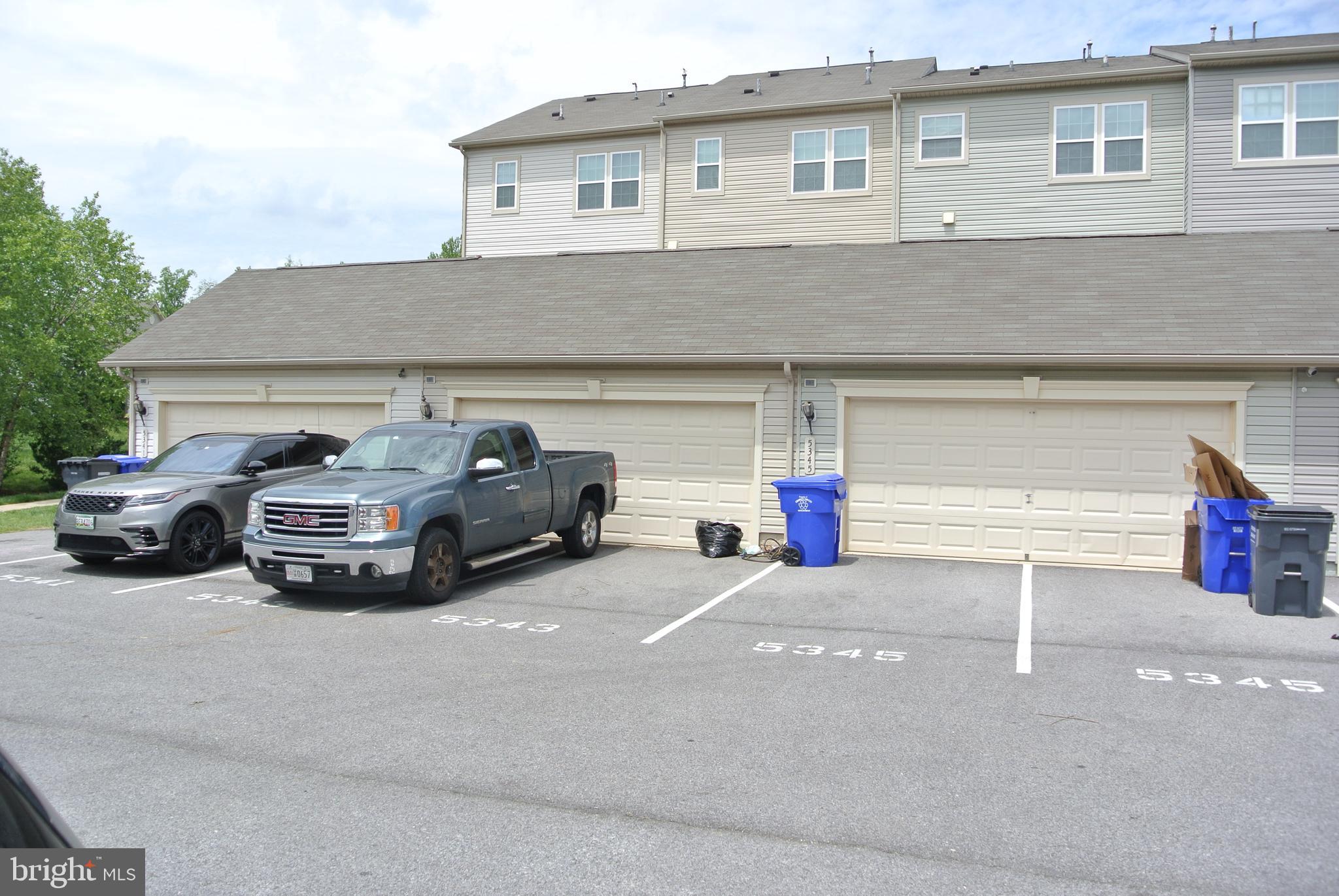 FIELDSIDE AT ST CHARLES - Residential