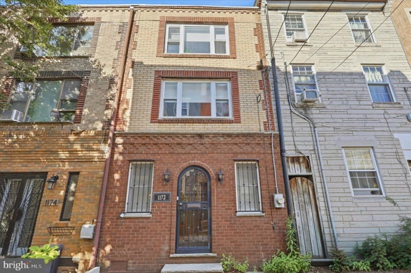 1172 S DARIEN ST, PHILADELPHIA, PA 19147 - Image 3de1114dbbe0251cc55c40e2c4dee10b/4242261146