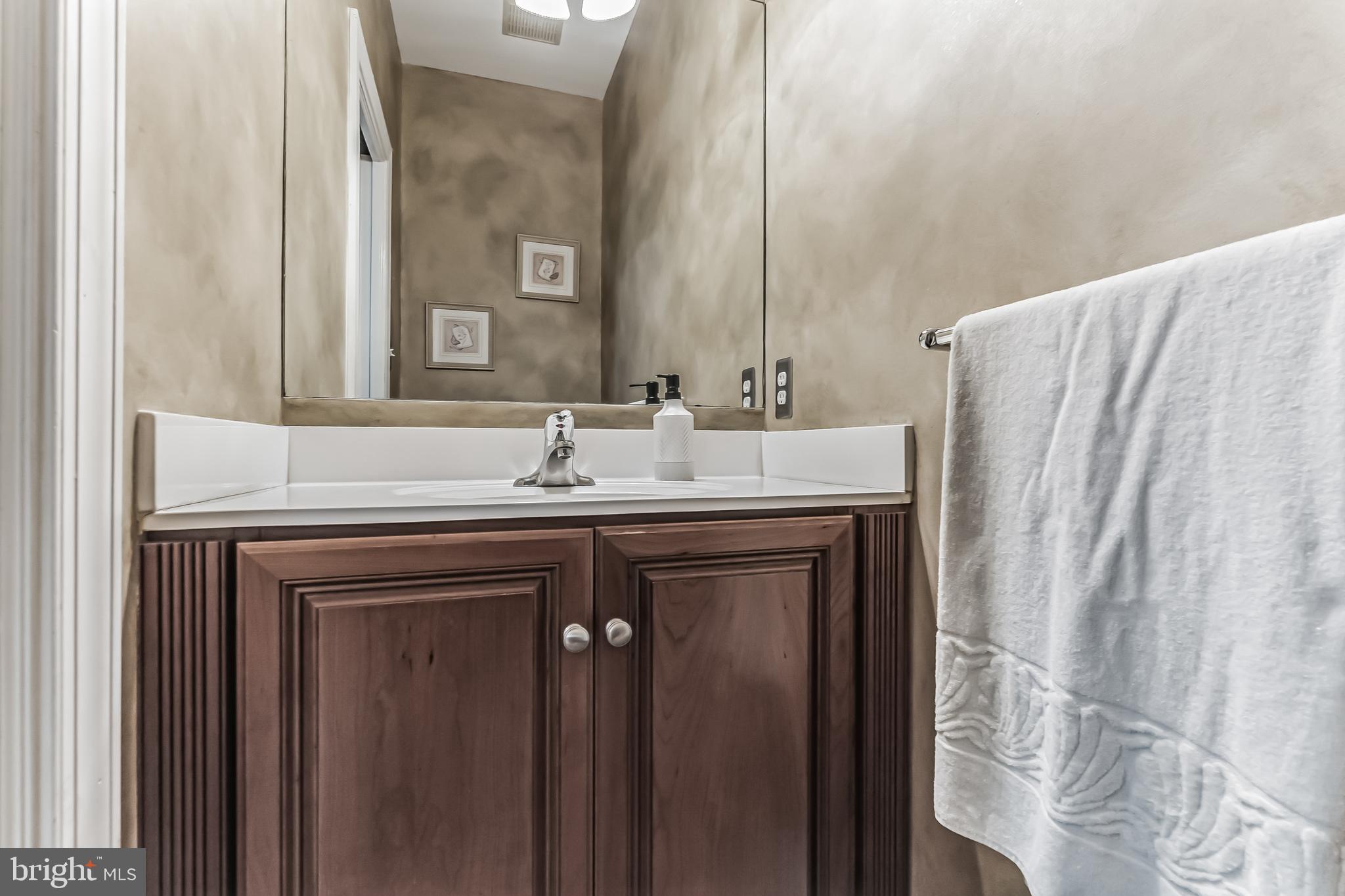 FOULKE MANOR - Residential