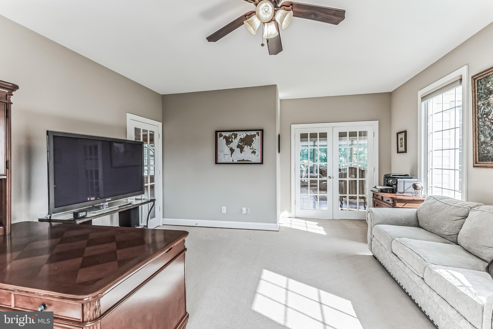 FOULKE MANOR - Residential