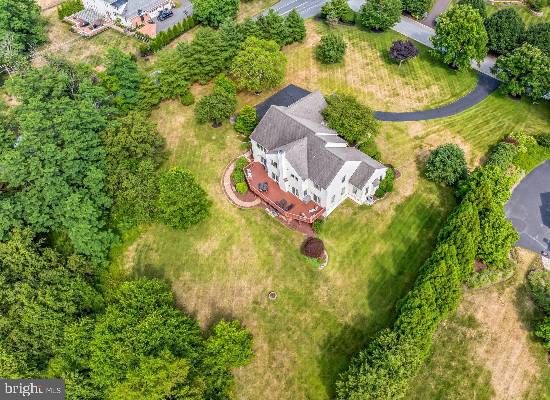 FOULKE MANOR - Residential