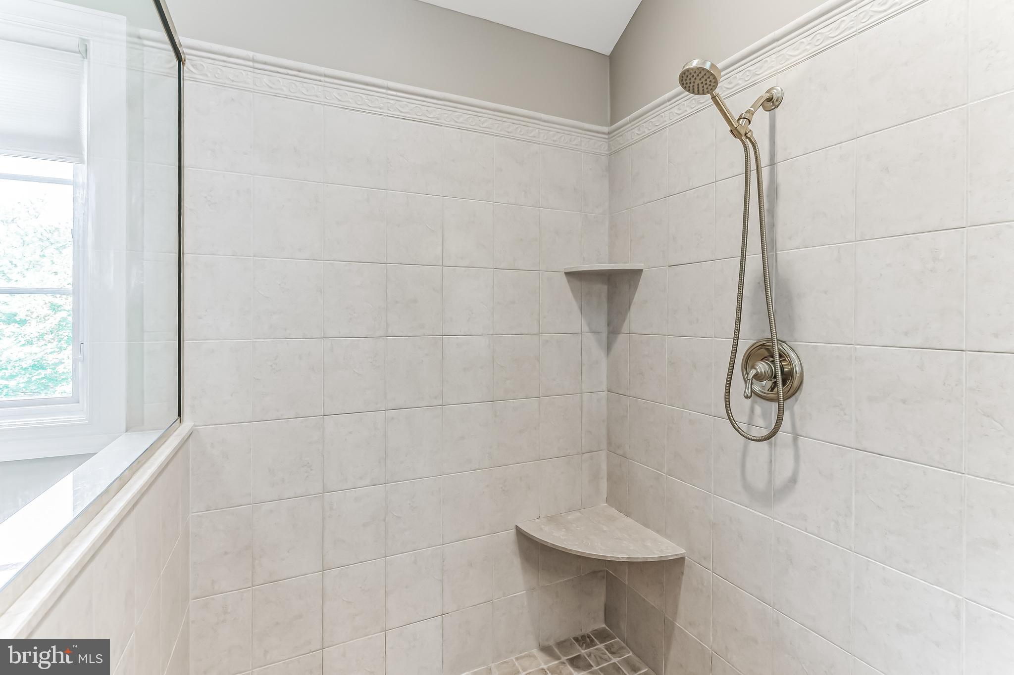 FOULKE MANOR - Residential