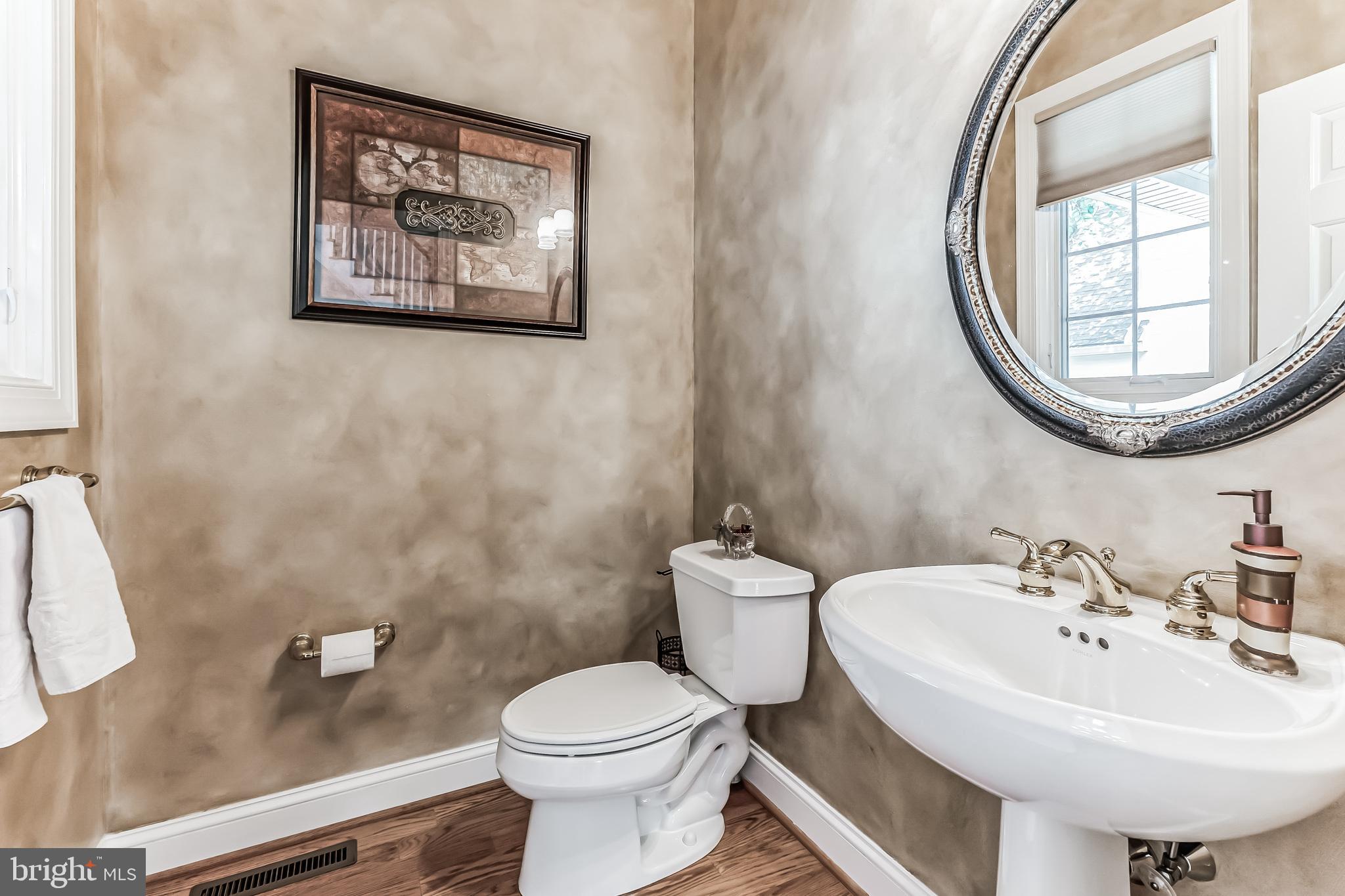 FOULKE MANOR - Residential