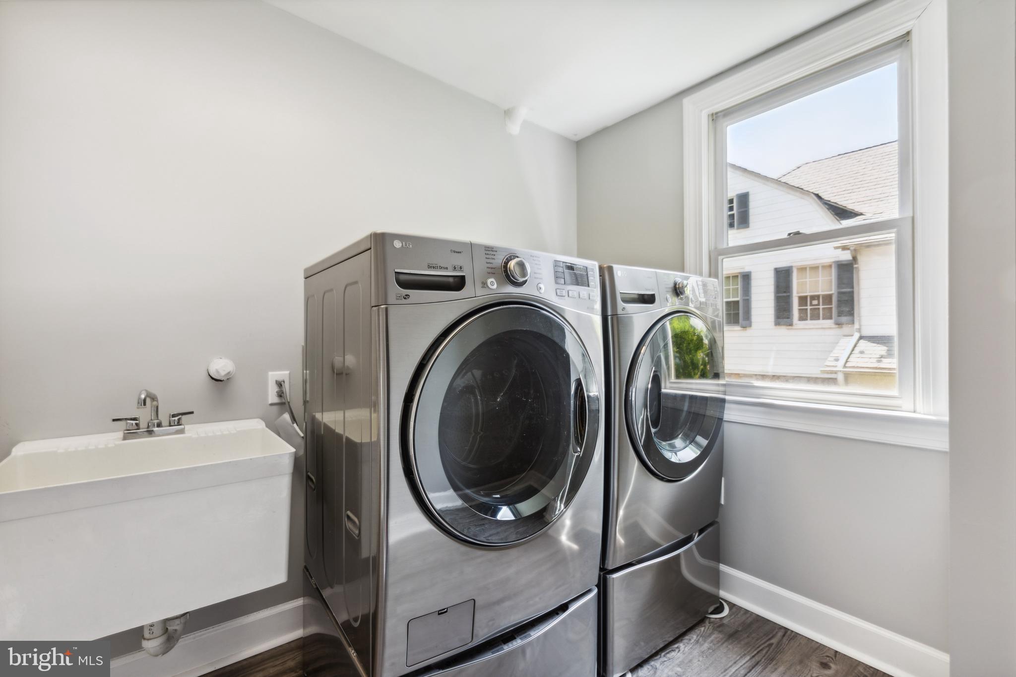 BAKER PARK - Residential