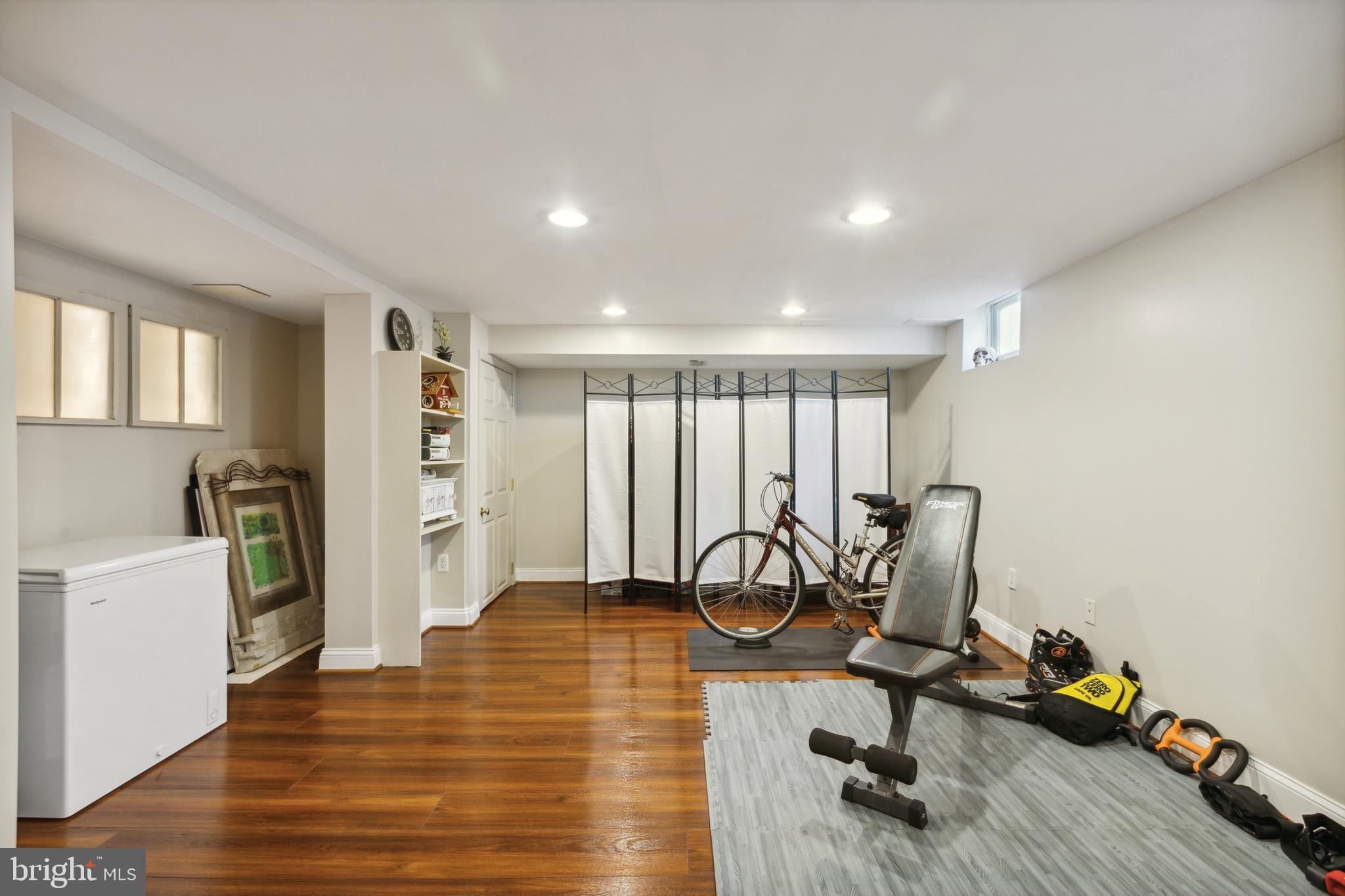 BAKER PARK - Residential