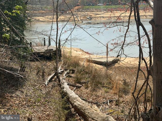 STRATFORD HARBOUR - Land