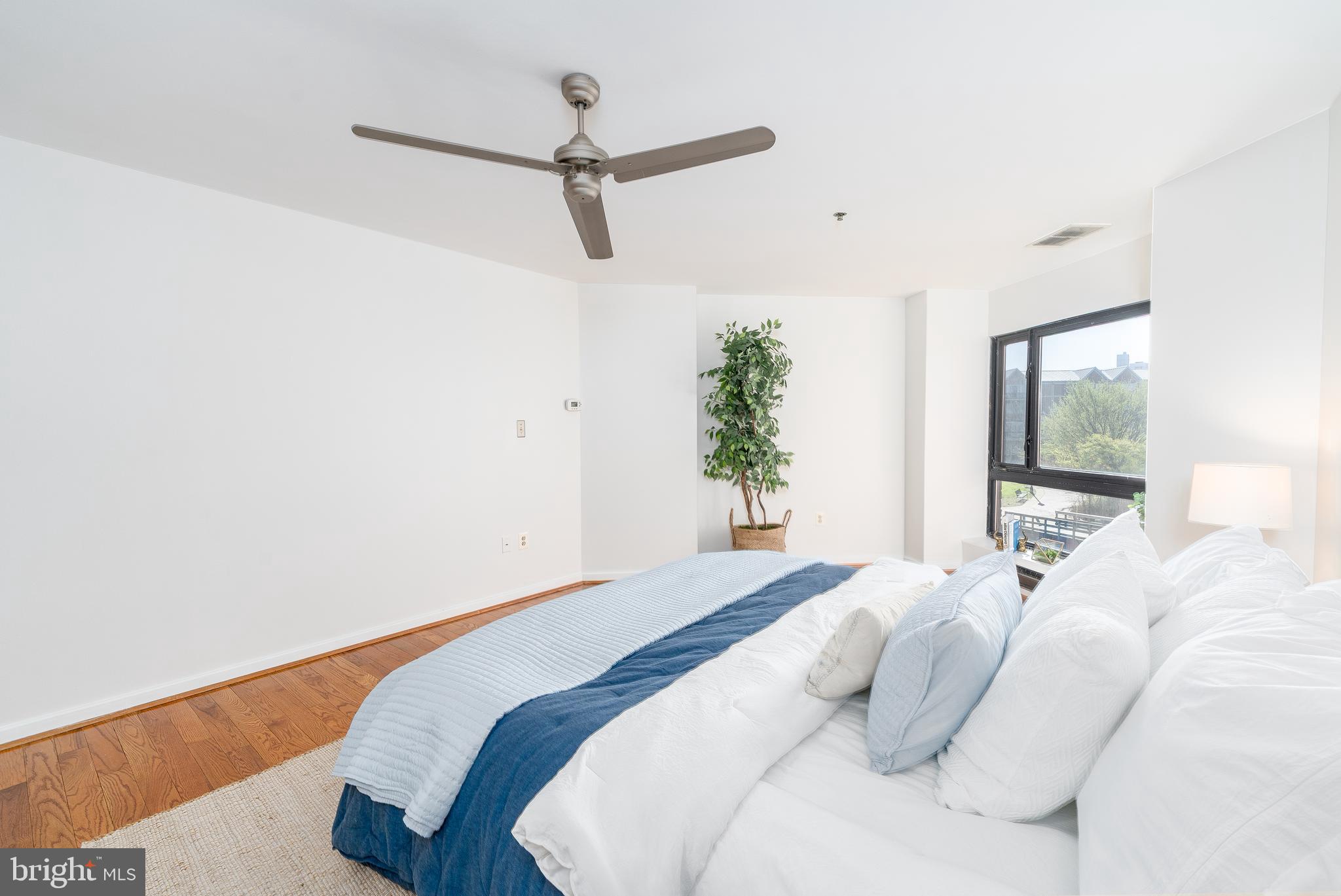 CANTON WATERFRONT - Residential