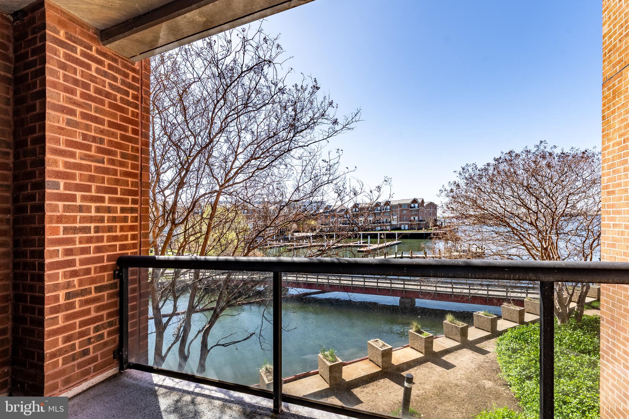 CANTON WATERFRONT - Residential