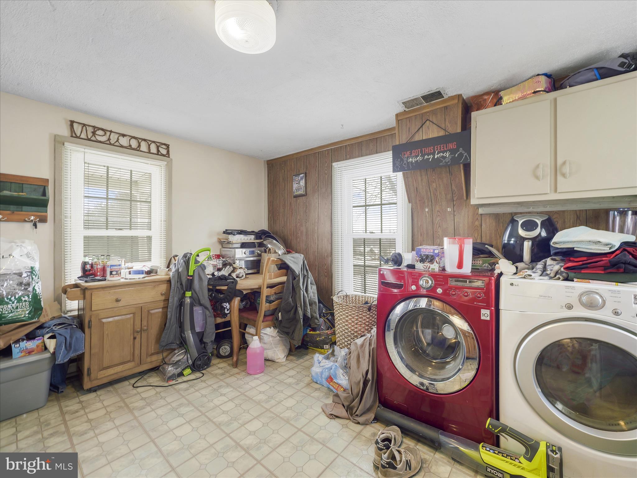 SUNSET CREEK ESTATES - Residential Income