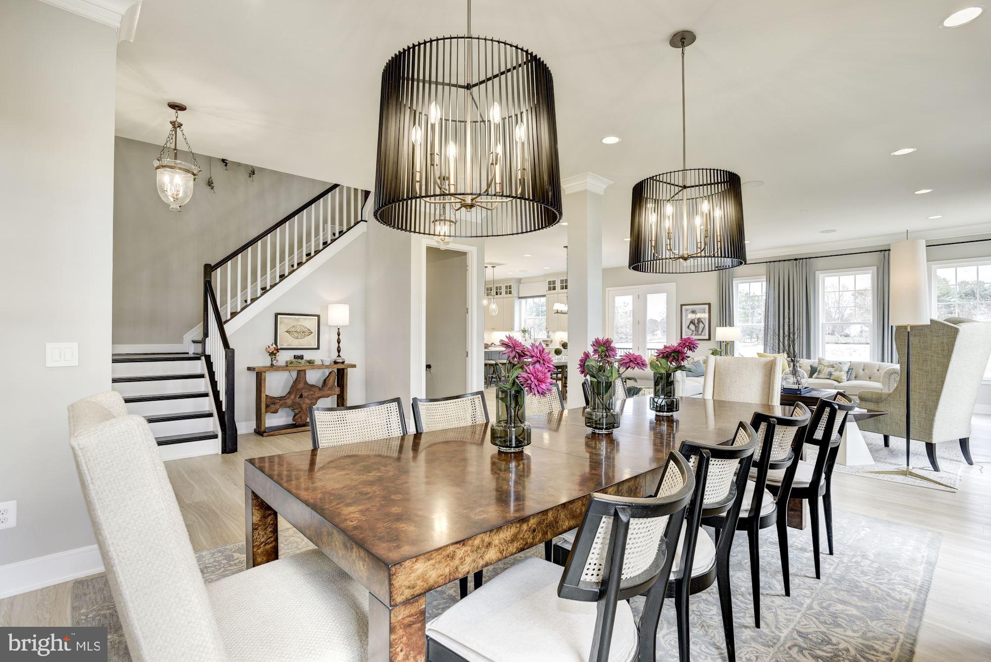 MEADOWBROOK - Residential