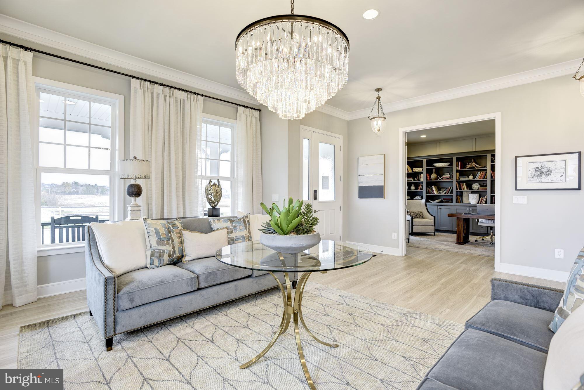 MEADOWBROOK - Residential