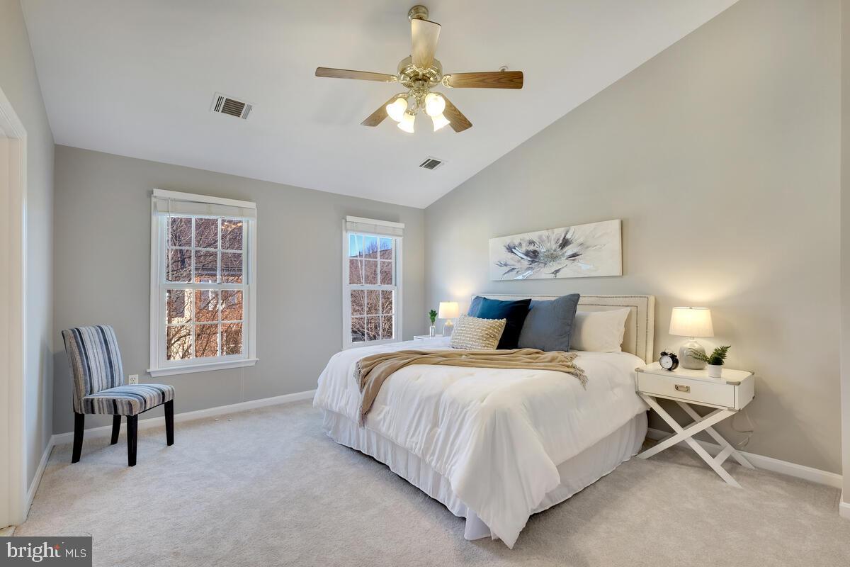 KENTLANDS - Residential