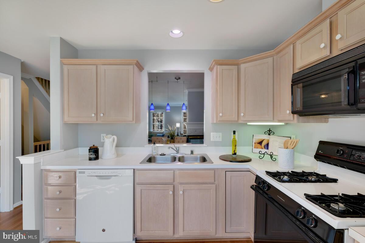 KENTLANDS - Residential