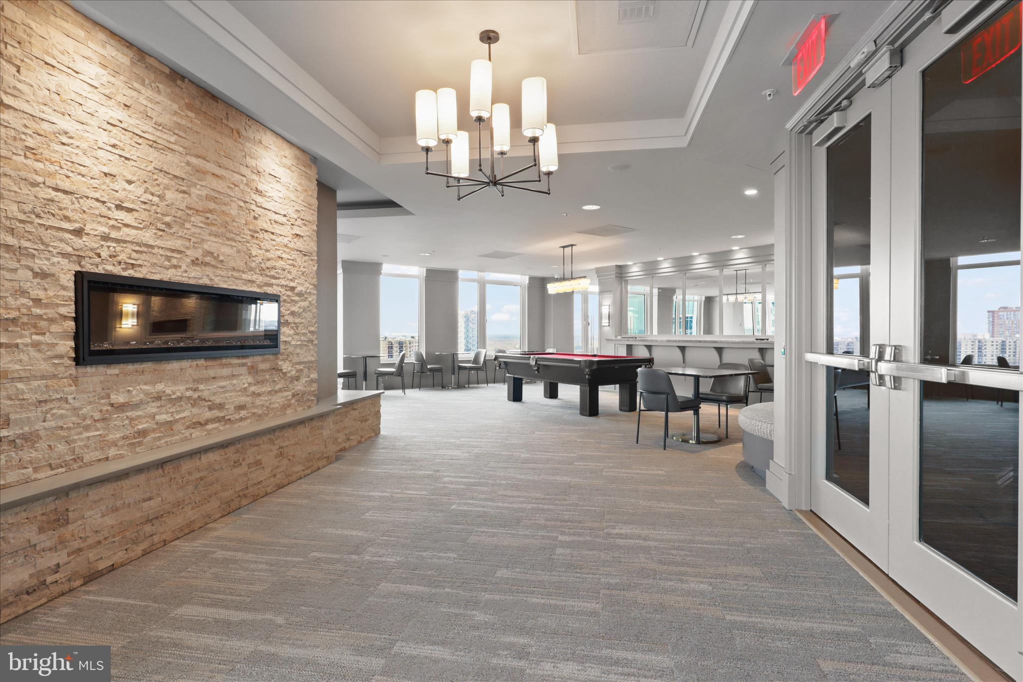 ONE PARK CREST CONDOMINIUM - Residential