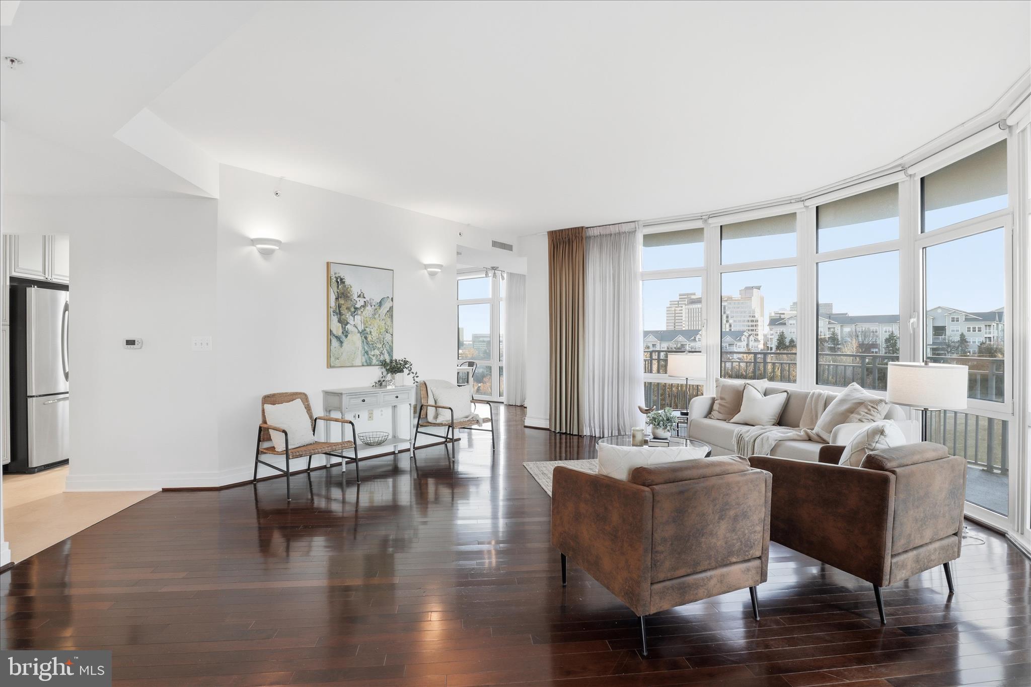 ONE PARK CREST CONDOMINIUM - Residential