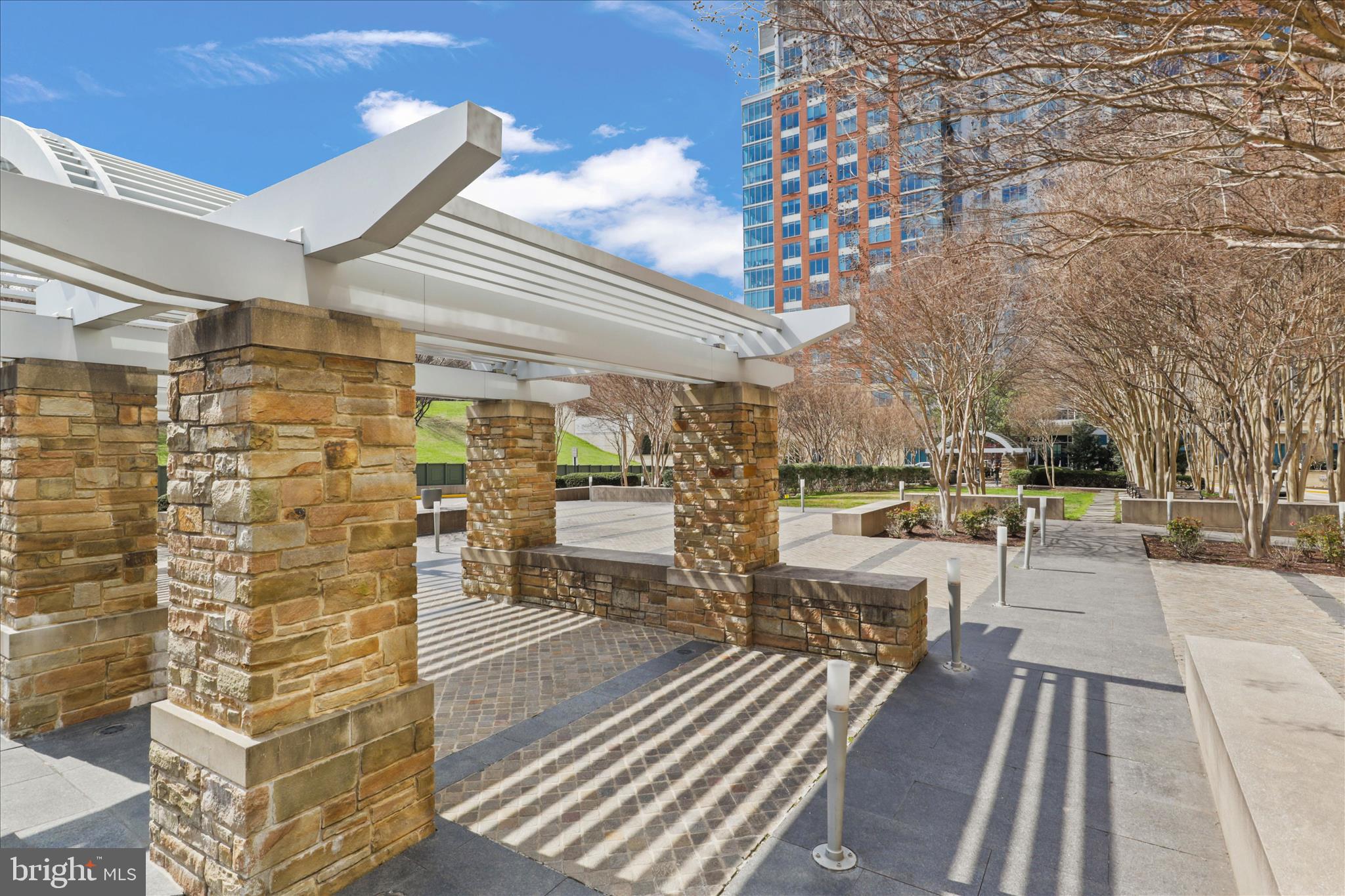 ONE PARK CREST CONDOMINIUM - Residential