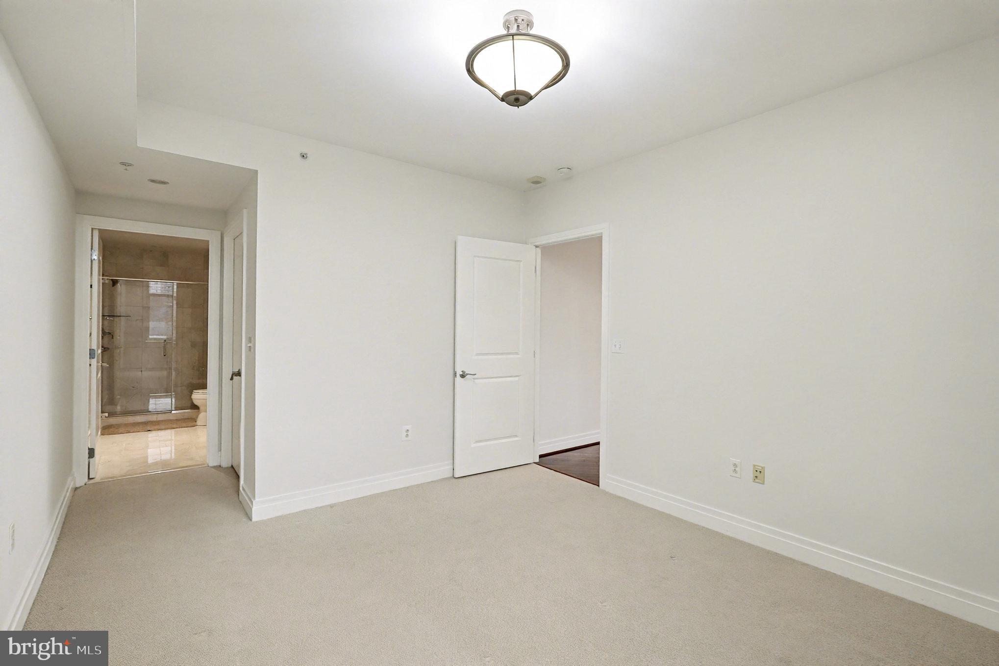 ONE PARK CREST CONDOMINIUM - Residential