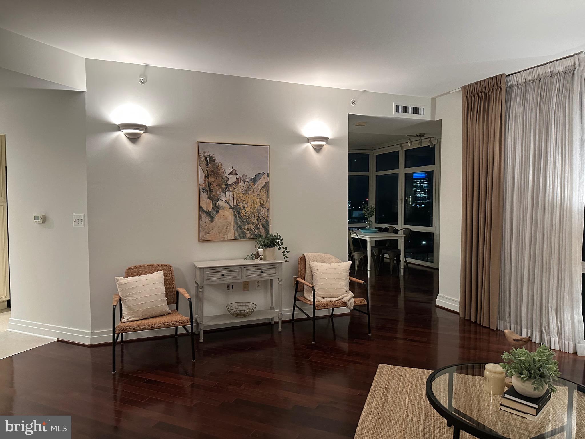 ONE PARK CREST CONDOMINIUM - Residential