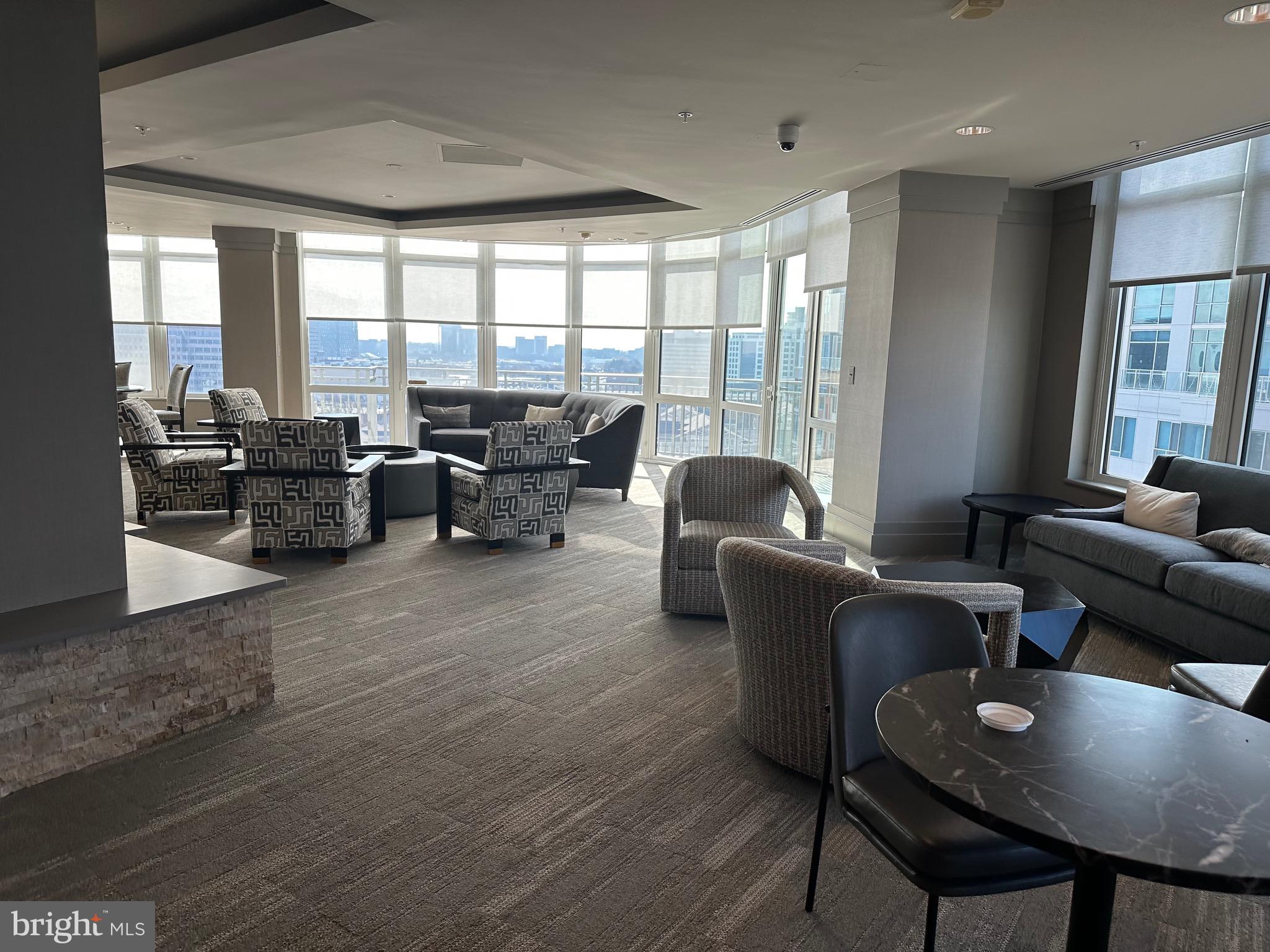 ONE PARK CREST CONDOMINIUM - Residential