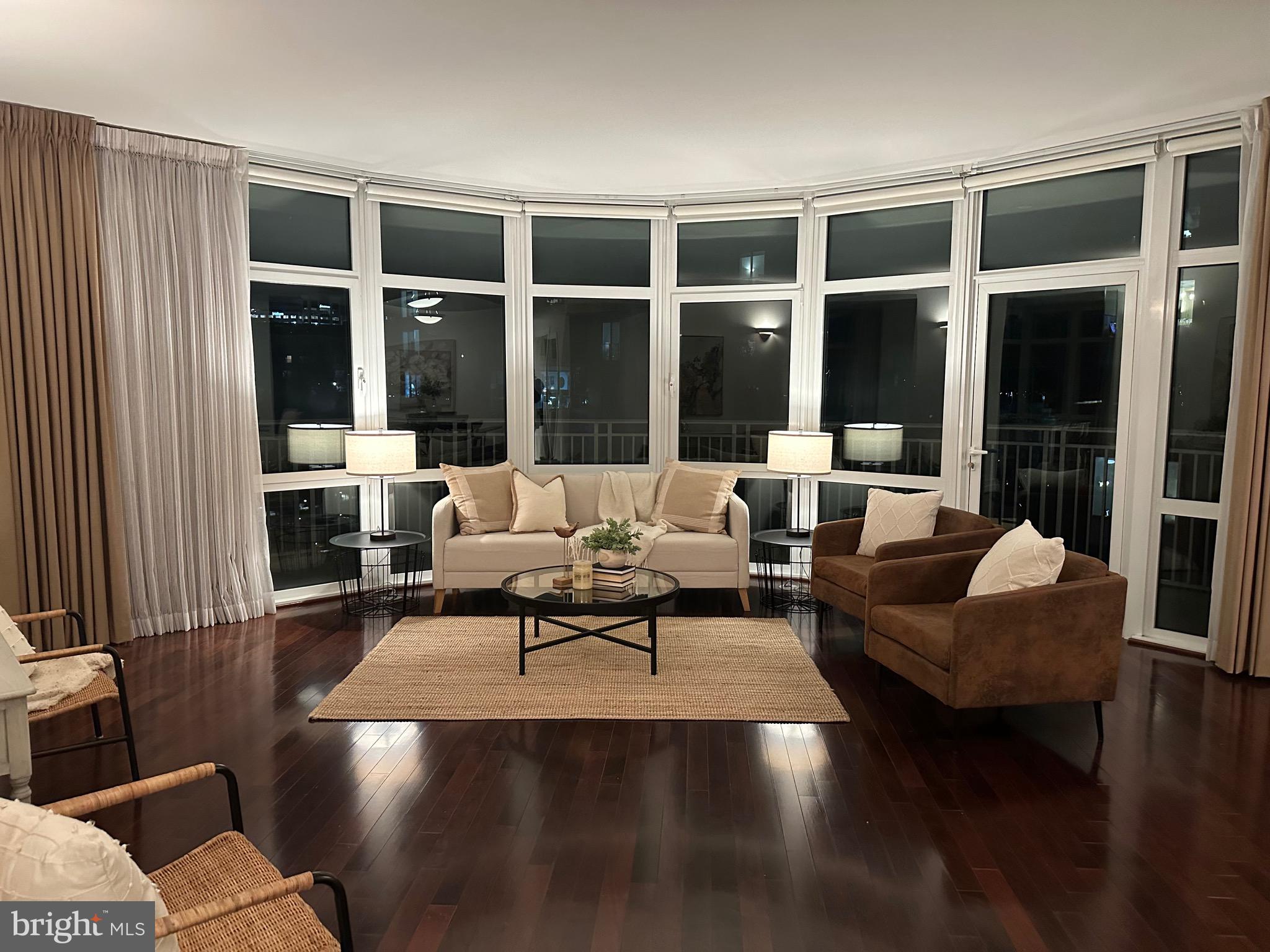 ONE PARK CREST CONDOMINIUM - Residential