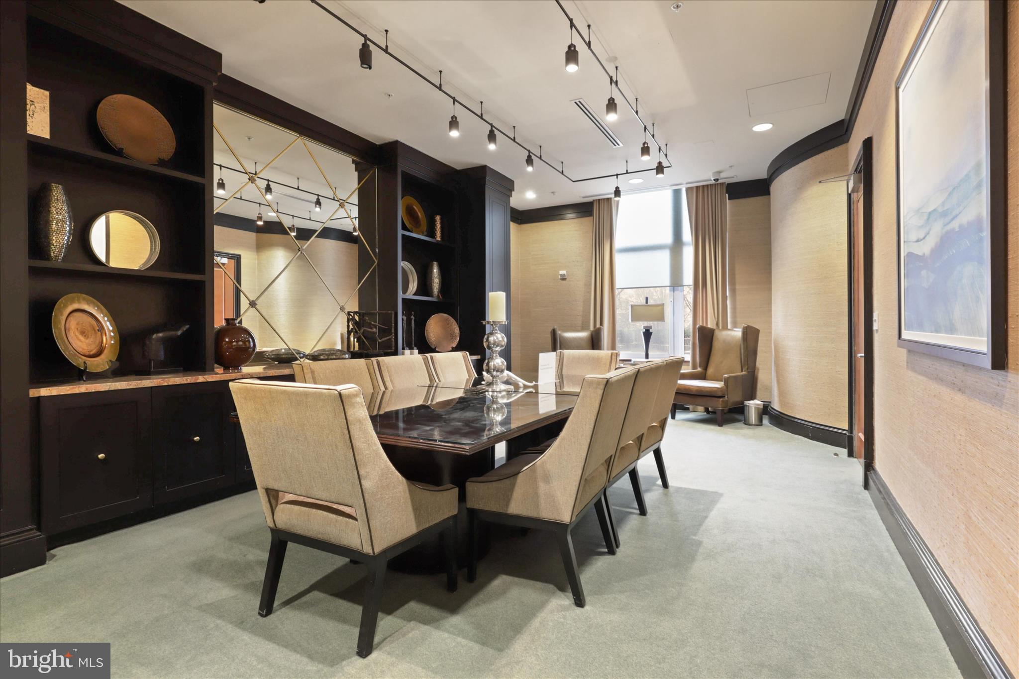 ONE PARK CREST CONDOMINIUM - Residential