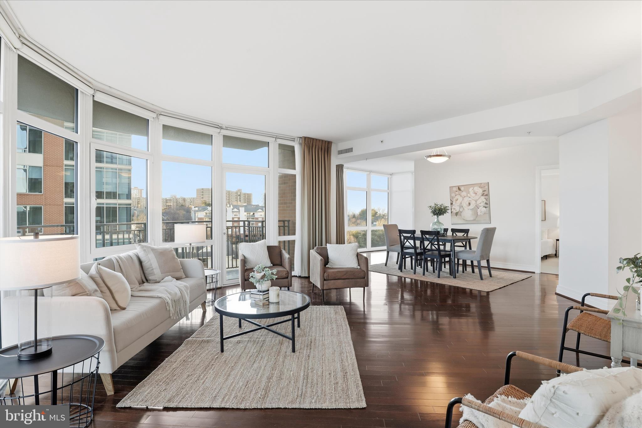 ONE PARK CREST CONDOMINIUM - Residential