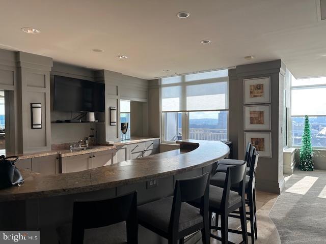 ONE PARK CREST CONDOMINIUM - Residential