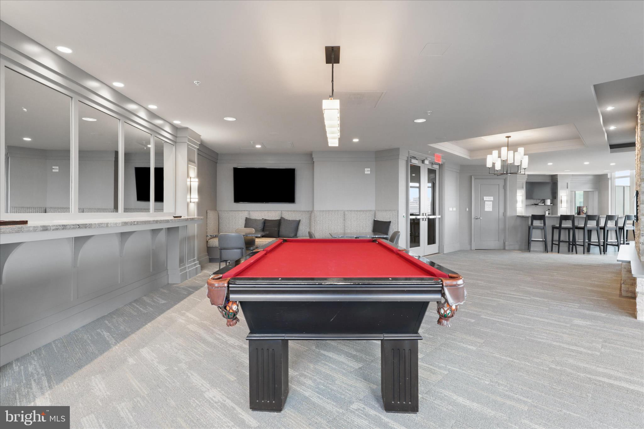 ONE PARK CREST CONDOMINIUM - Residential