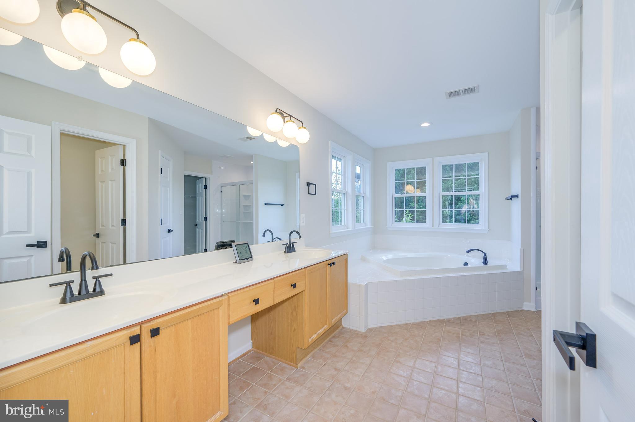 SPRUCE HILL ESTATES - Residential