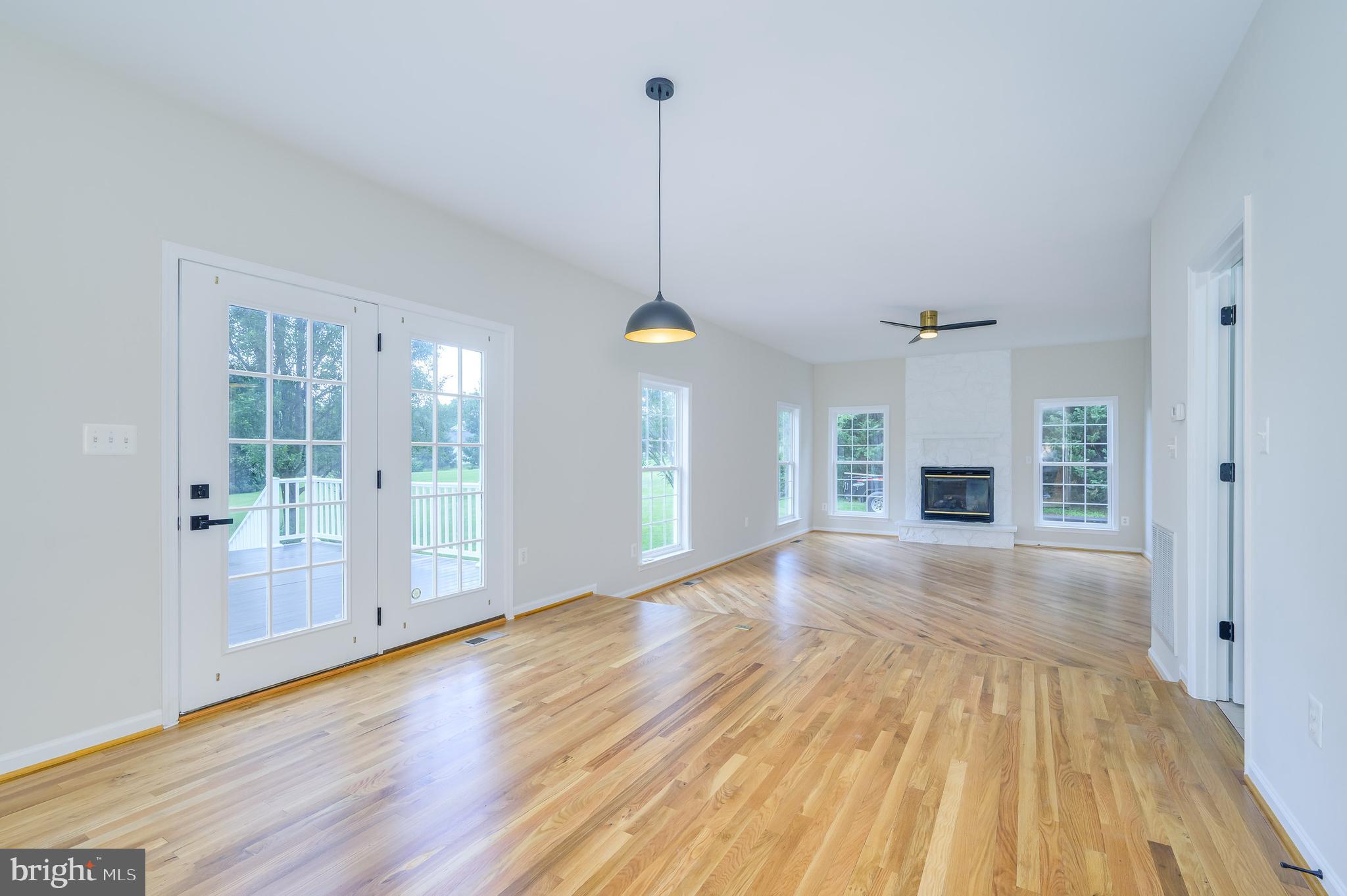 SPRUCE HILL ESTATES - Residential