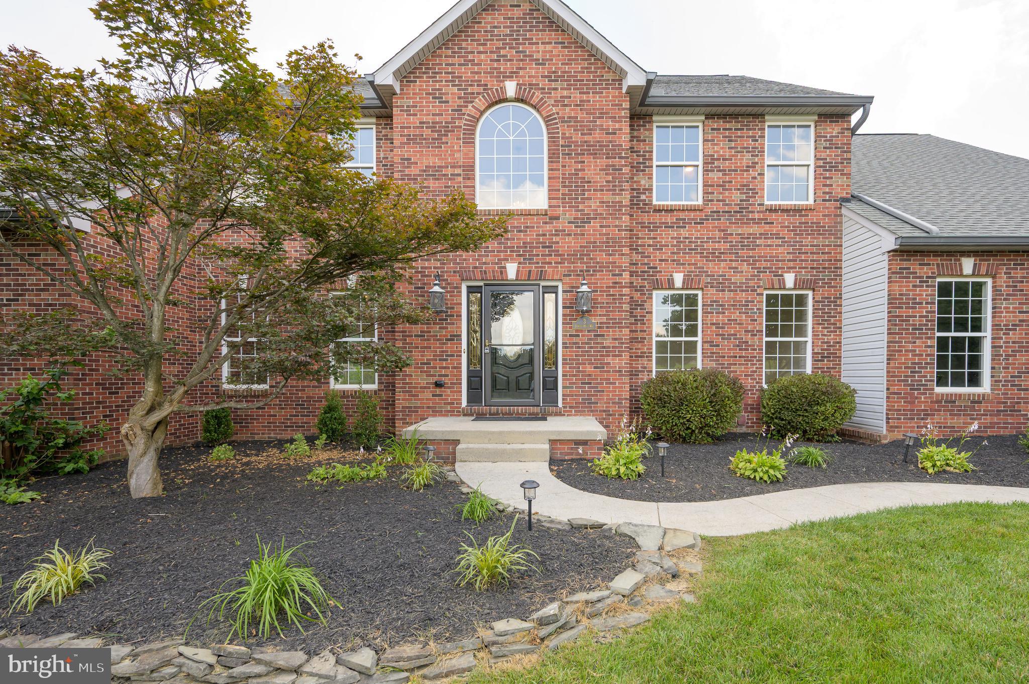 SPRUCE HILL ESTATES - Residential