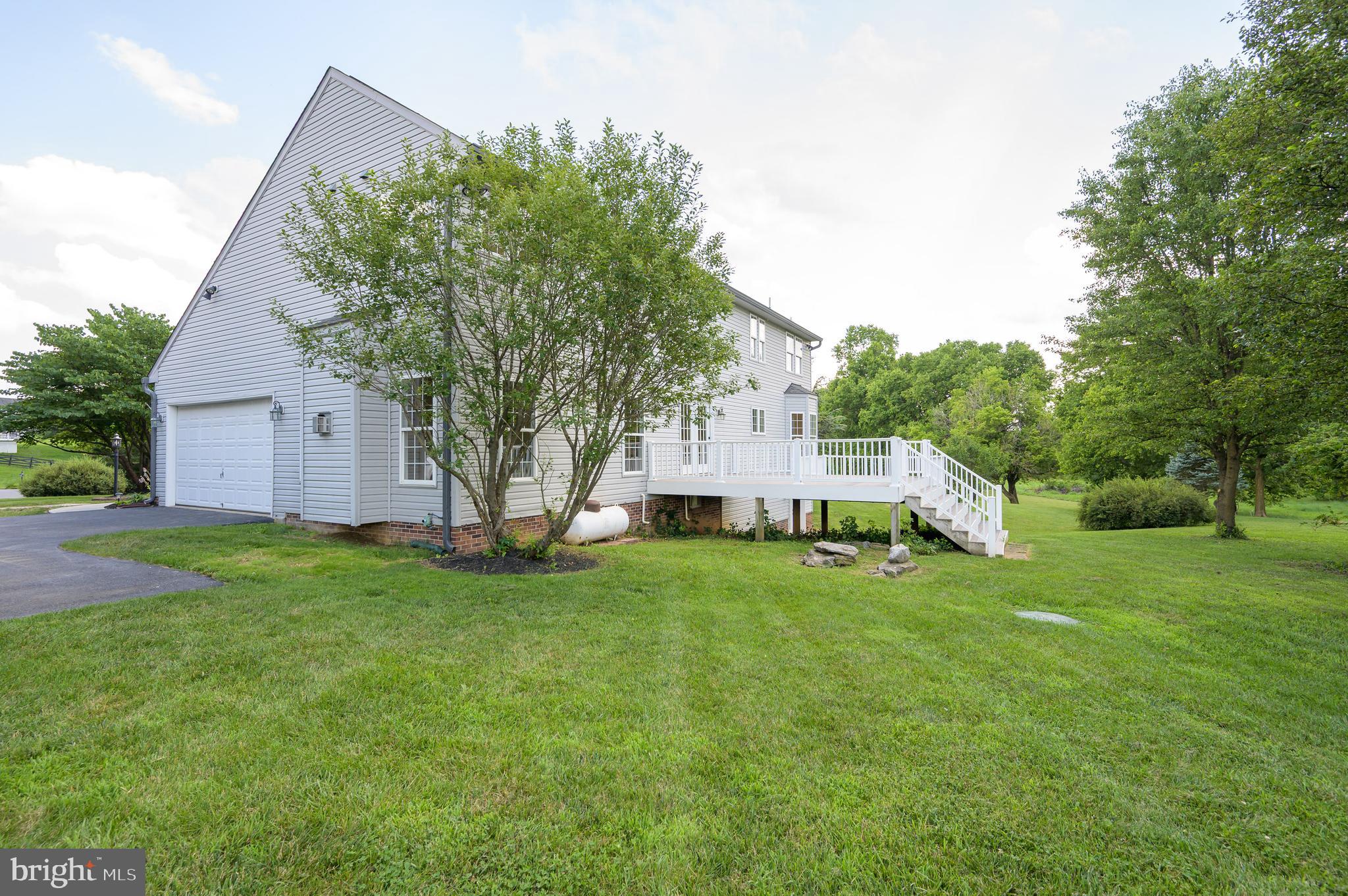 SPRUCE HILL ESTATES - Residential