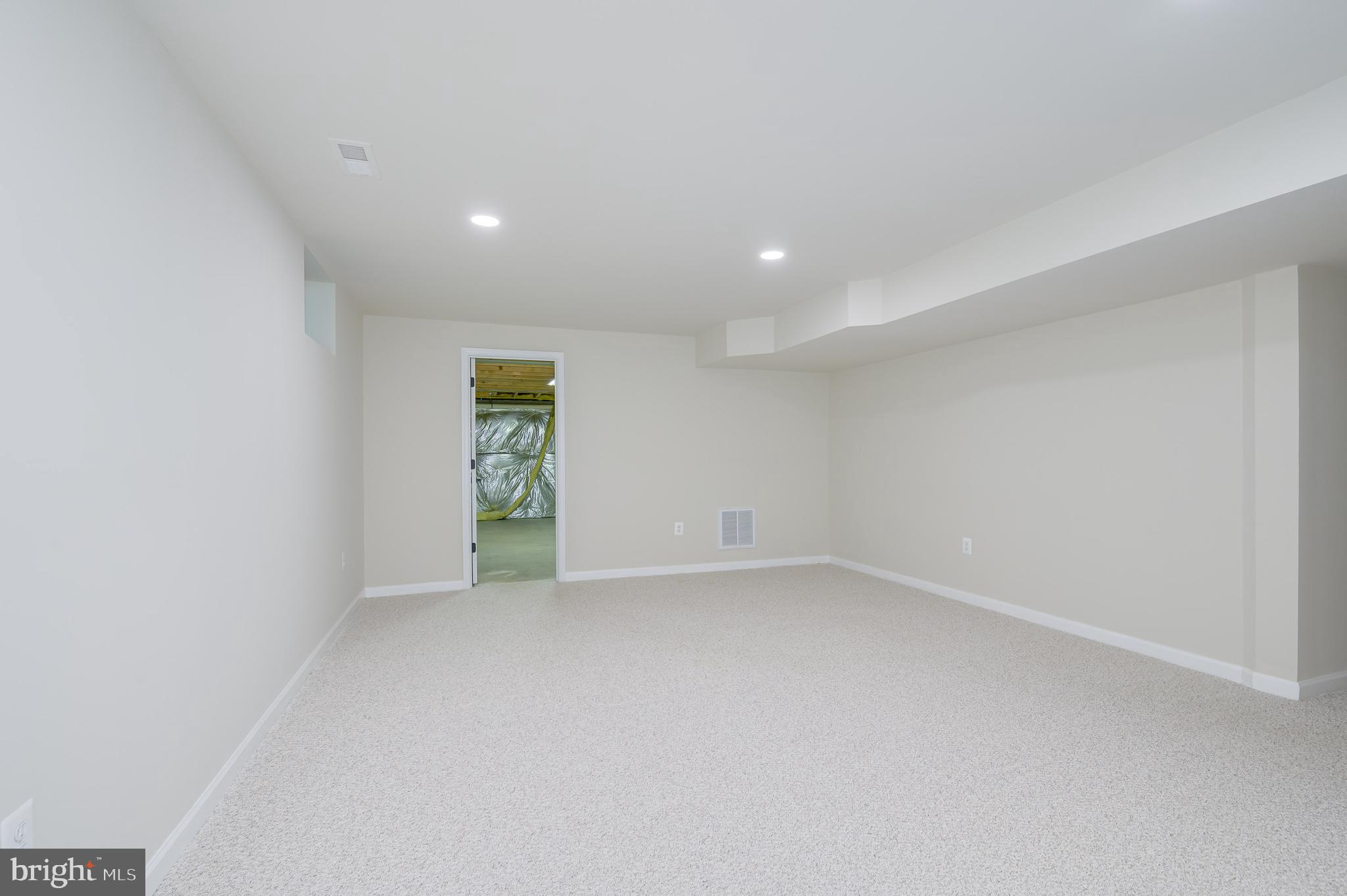 SPRUCE HILL ESTATES - Residential