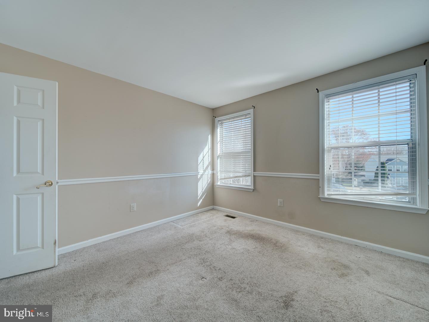 MOUNT AUGUSTINE - Residential